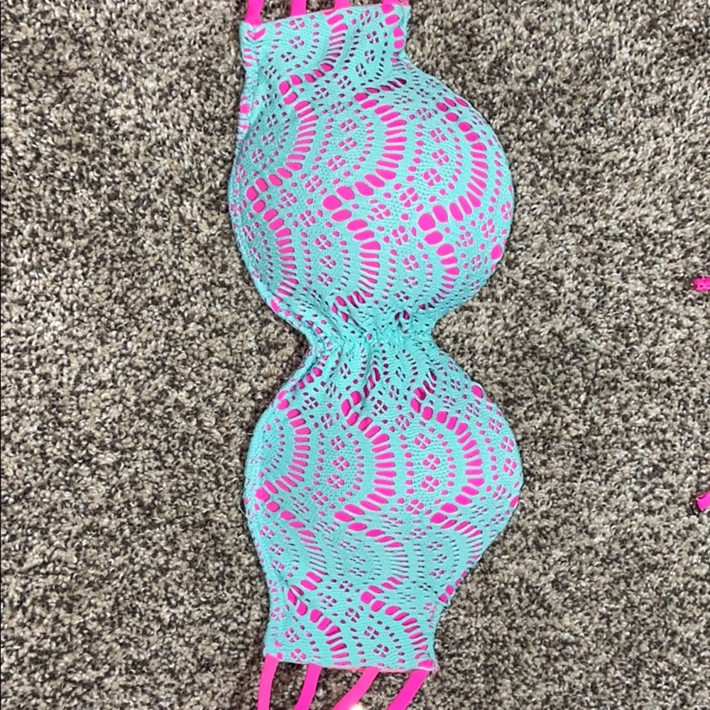Swimsuit set - Picture 2 of 8